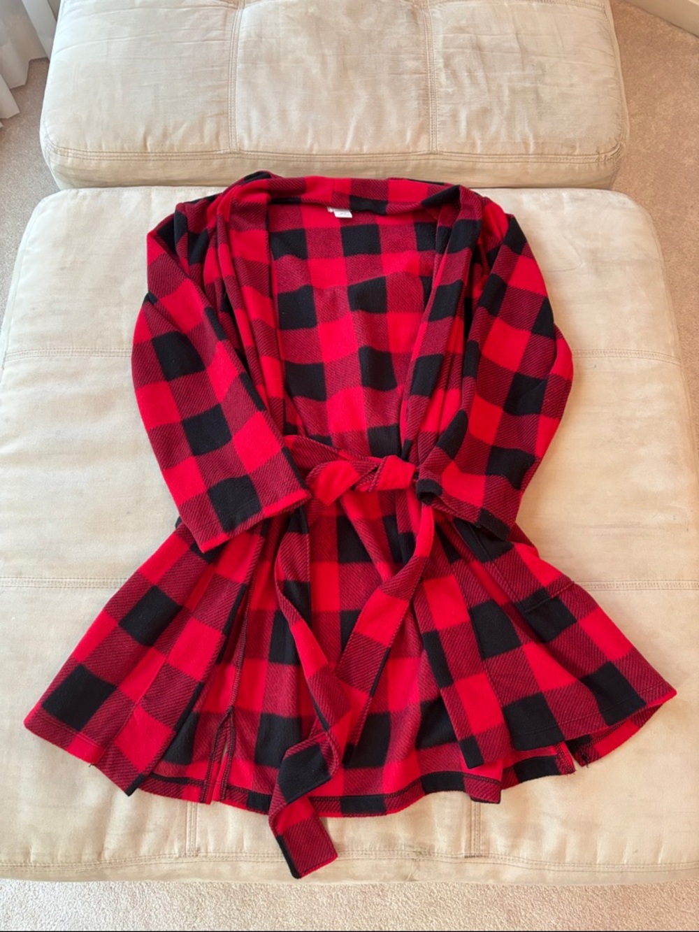 Old Navy Women’s Red and Black Buffalo Plaid Robe Size XS-S